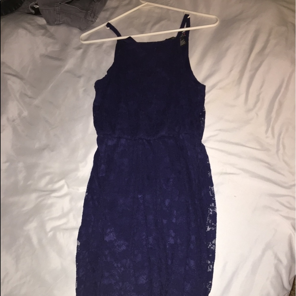 navy blue dress